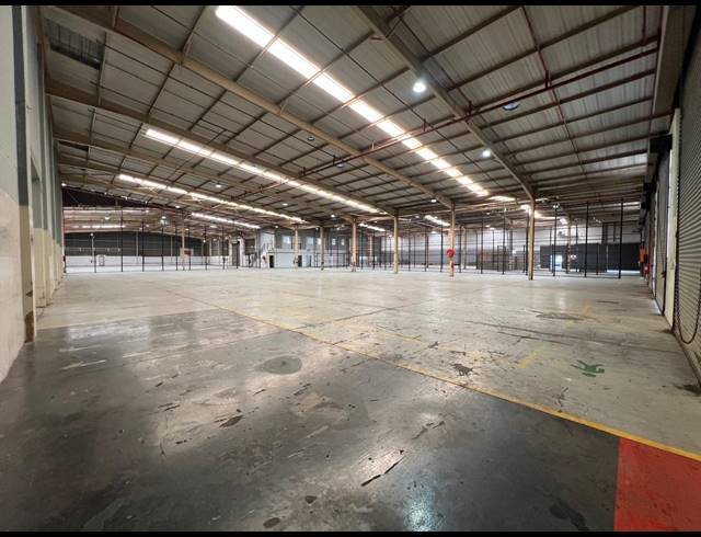 6,242M² WAREHOUSE TO LET IN RANDJESPARK